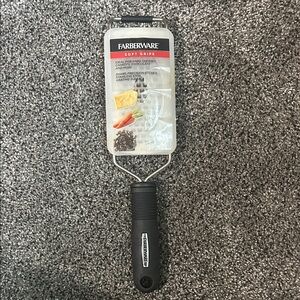 Farberware Black Soft Grip Cheese Grater